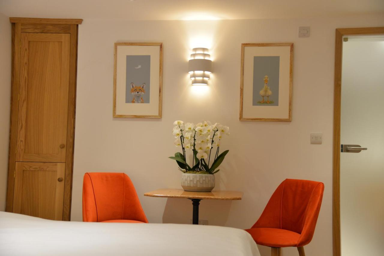 Thatchcombe B&B Вонтідж Екстер'єр фото