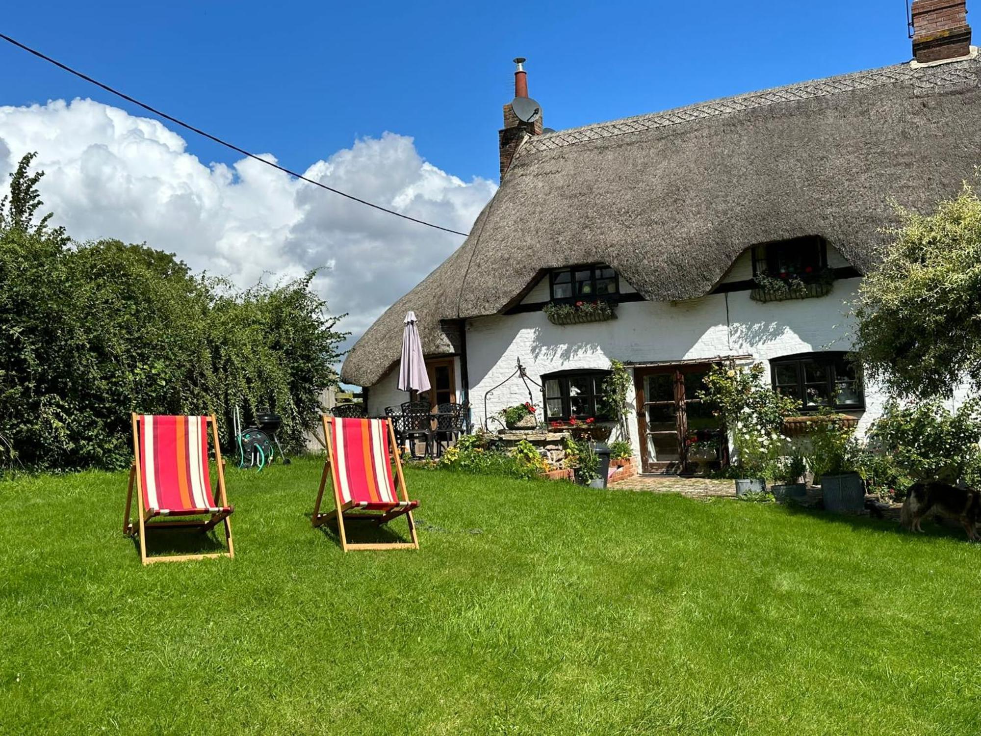 Thatchcombe B&B Вонтідж Екстер'єр фото